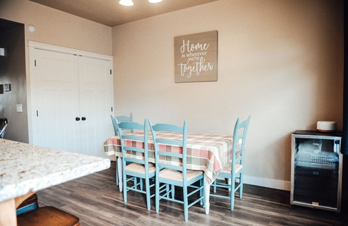 North Logan House | Charming Home North Logan 3BD/2.5BA Sleeps 6