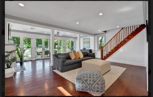 Saugerties South House | Charming Home on Esopus Creek