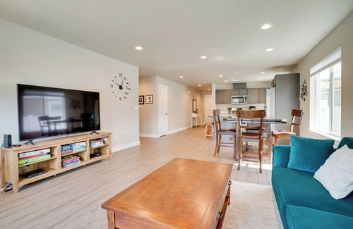 East Wenatchee House | Charming Home w/Mtn & Columbia River Views!