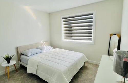 Winnipeg Villa | Charming Home with coffee cup & Parking