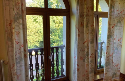 Saint-Cyr-du-Gault House | Charming house sleeps 14 in magnificent chateau grounds