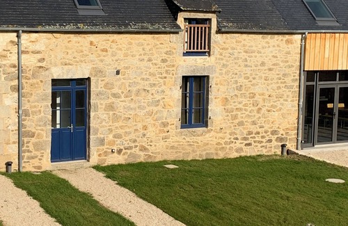 Tregon House | Charming house restored in 2024 quiet countryside close to the sea