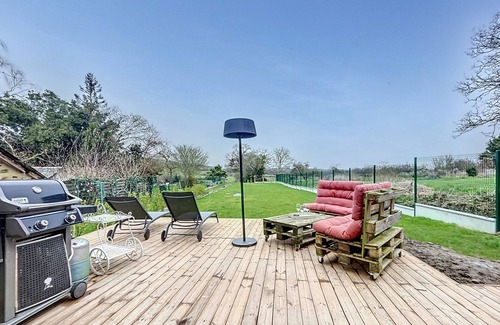 La Ville-es-Nonais House | Charming house located between land and sea