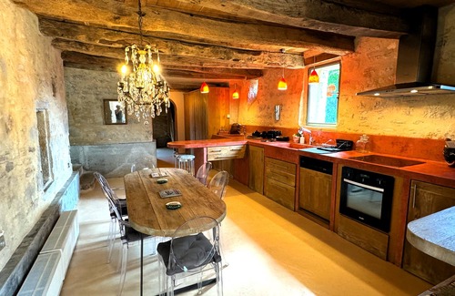 Andressac Villa | Charming house and barn with swimming pool and breathtaking views