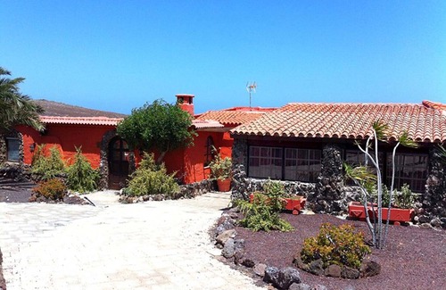 Parque Holandes Ski Chalet | Charming house, splendid ocean view. Private terrace
