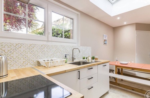 Cerisy-la-Foret Cottage | Charming house near St Vigor Abbey with garden and bikes, ideal for families