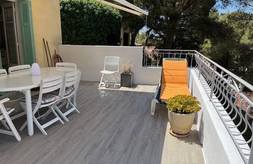 Ensues-la-Redonne Villa | Charming house in the calanques near the sea near marseille