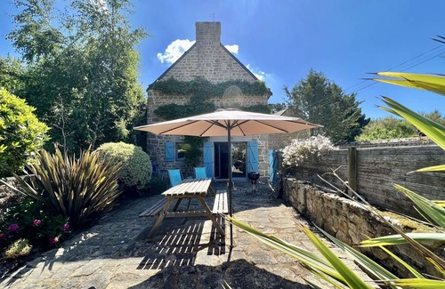 Plouhinec Villa | Charming house in Plouhinec, peaceful with sunny terrace, pets welcome