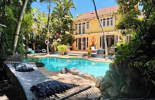 Navarro House | Charming house in the city, peaceful gated neighborhood.