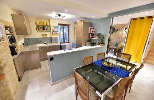 Cucuron House | Charming house in the heart of Provence