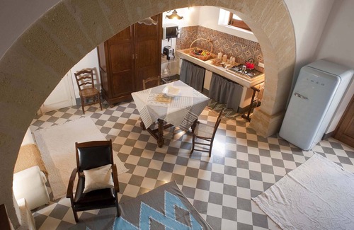 Buseto Palizzolo House | Charming house with shared pool - Titi