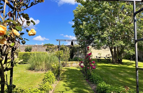 Asnelles House | Charming House Near the Sea – D-Day Landing Beach – 4 Bedrooms