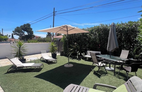 Miami Platja House | Charming House with spaciousGarden and Terrace