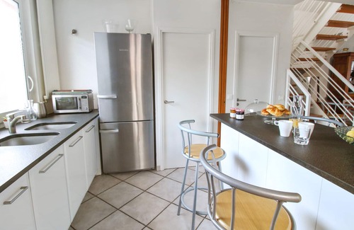 Sevres House | Charming house with garden in Sèvres - Welkeys
