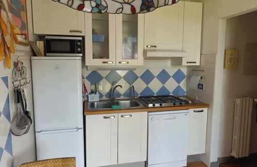 Marina di Pietrasanta House | Charming terraced house with gardens