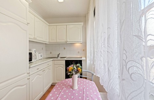 Kluetz Apartment | Charming Klutz Apartment