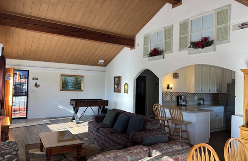 Crestline House | Charming Lake House Retreat with Spectacular Breathtaking Views!