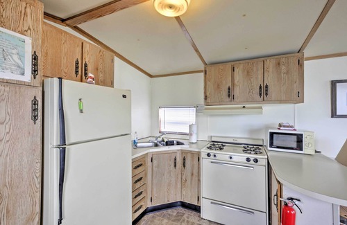 Silver Springs Cabin | Charming Lakefront Cabin in Ocala National Forest!
