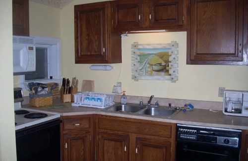North Hero Cottage | Charming, Lakefront Cottage With Mountain View’s