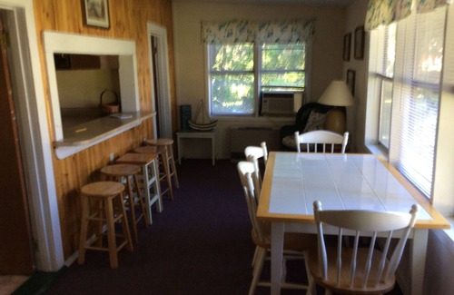 North Hero Cottage | Charming, Lakefront Cottage With Mountain View’s