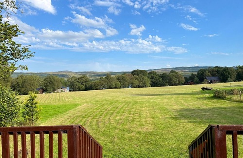 Taynuilt Cabin | Charming log cabin with stunning views over Loch Awe. Electric hot tub