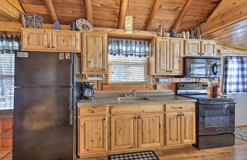 St Germain Cabin | Charming Lost Lake Cabin: Fish, Boat & Hunt!