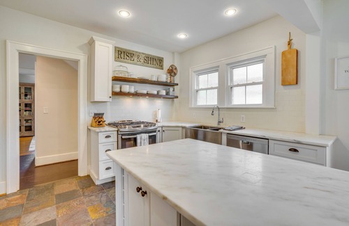 Crescent Hill House | Charming Louisville Retreat w/Patio & Fireplace!