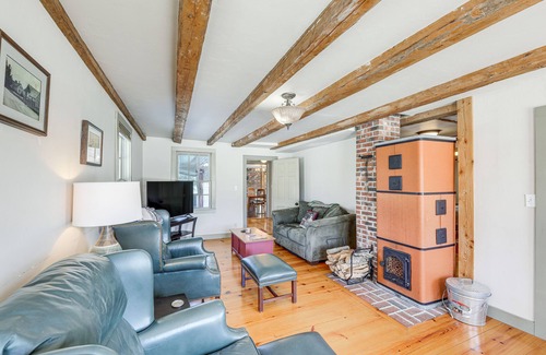 Center Lovell House | Charming Lovell Farmhouse - 17 Acres w/Mtn Views!