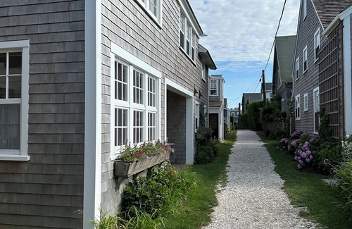 Siasconset House | Charming, luxury Cottage with Ocean Views seconds from the Beach! Front Street