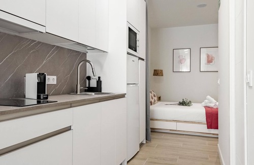 Tetuan Apartment | Charming Madrid Castilla II - Studio for 4 people