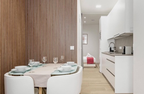 Tetuan Apartment | Charming Madrid Castilla III - Studio for 4 people