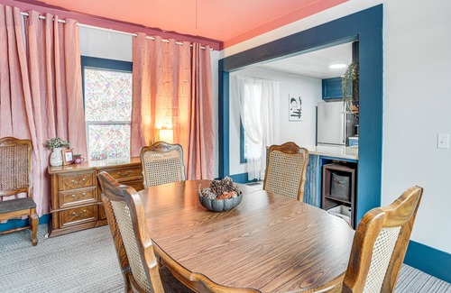Lind-Bohanon House | Charming Minneapolis Home w/Deck, 5 Mi to Central