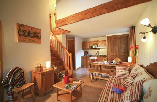 Samoens Apartment | Charming Mountain Getaway