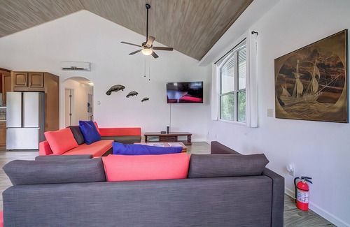 Crystal River House | Charming Nature Coast Bungalow in Crystal River