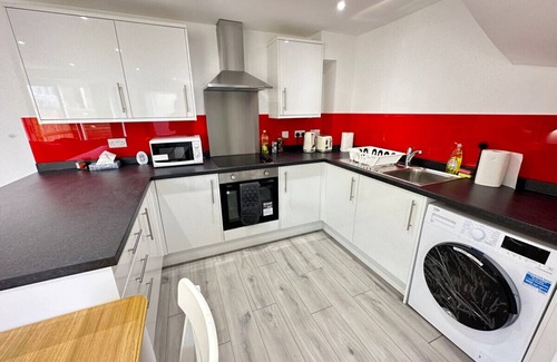 Headington House | Charming New 2BR Detached House-Central Headington