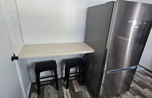 Danville House | Charming newly renovated 2-bedroom house with AC, WiFi in nice neighborhood
