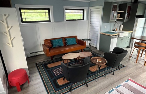 Bristol House | Charming newly renovated and furnished 1-bedroom house in Historic Bristol, RI