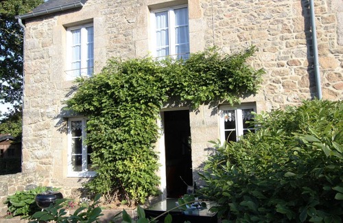 Les Pieux Cottage | Charming Normandy house with enclosed garden, fireplace, Wi-Fi, and pets welcome