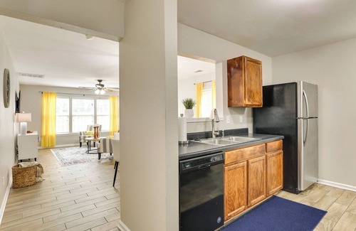 North Charleston House | Charming North Charleston Townhome - Pets Welcome!