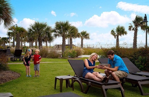 Downtown Myrtle Beach Condo | Charming Oceanfront One Bdrm Condo: MB Boardwalk