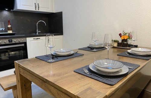 Ostorf Apartment | Charming old town quarter (74 sqm) close to the city center and lake
