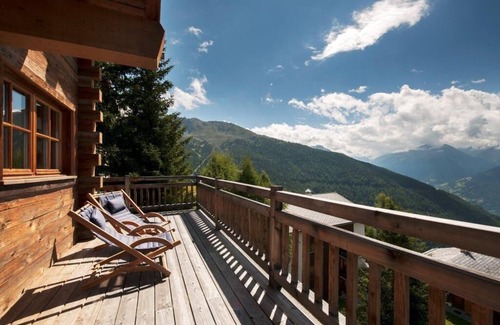 Chandolin Ski Chalet | Charming old wooden chalet with sauna and magnificent views, for 10-12 people in Chandolin.Exterior