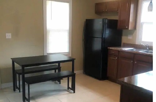 Keosauqua House | Charming One Bedroom home in Keosauqua near shops
