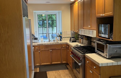 North Central House | Charming Pasadena Pre-war Gem