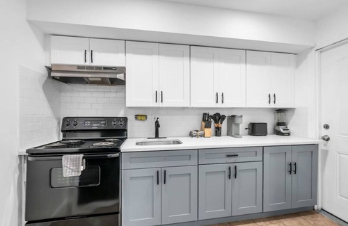 Paterson Apartment | Charming Paterson Pad for 4 – Cozy & Stylish