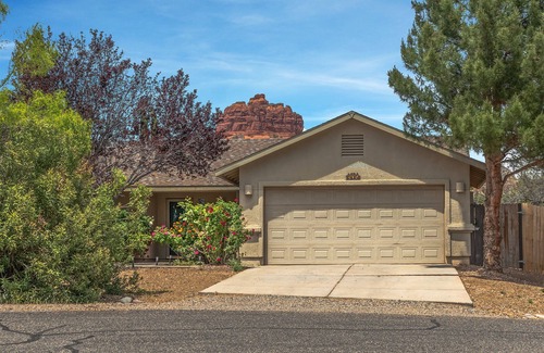 Oak Creek House | Charming & Peaceful 3 Bedroom Home! - Canyon Diablo - S108