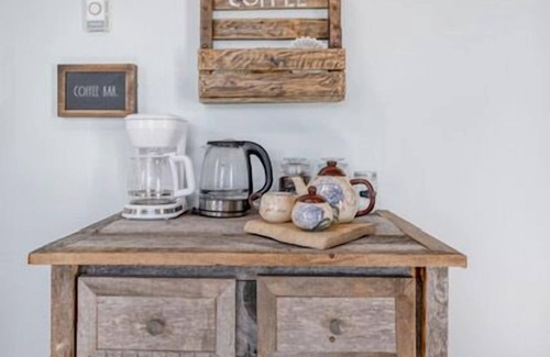 Mahone Bay House | Charming & Peaceful Gem in Mahone Bay/400 Meters to the Water's Edge