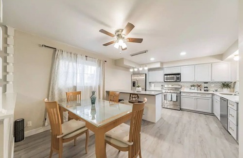 Canyon Country House | Charming pet friendly family getaway Santa Clarita