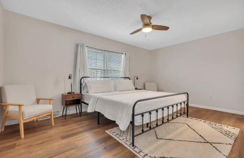 Kings Grant House | Charming Ranch in Wilmington