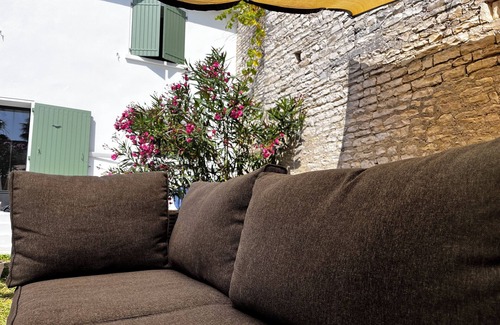 Le Bois-Plage-en-Re House | Charming Rétais House with Garden in the Heart of Bois-Plage